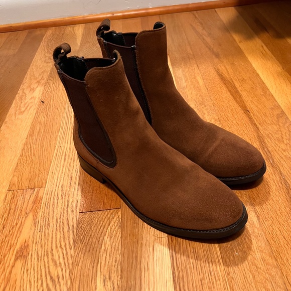 Thursday duchess Chelsea boots - Picture 1 of 7